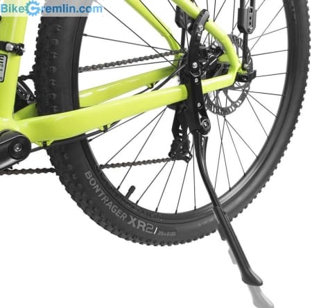 Nogara pristojnog kvaliteta - montirana na zadnji trougao bicikla